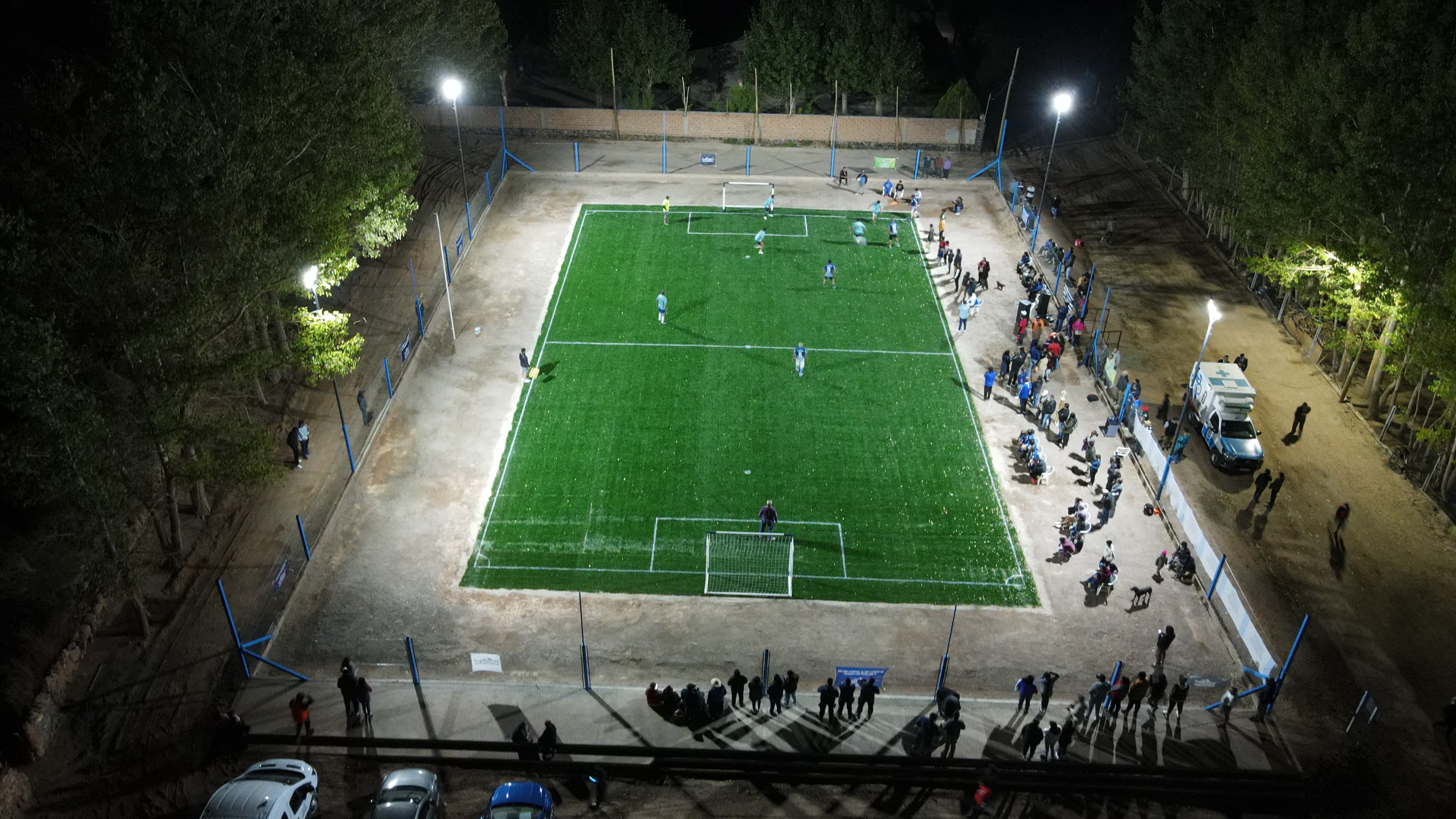 Antofagasta de la Sierra inauguró su primera cancha de césped sintético