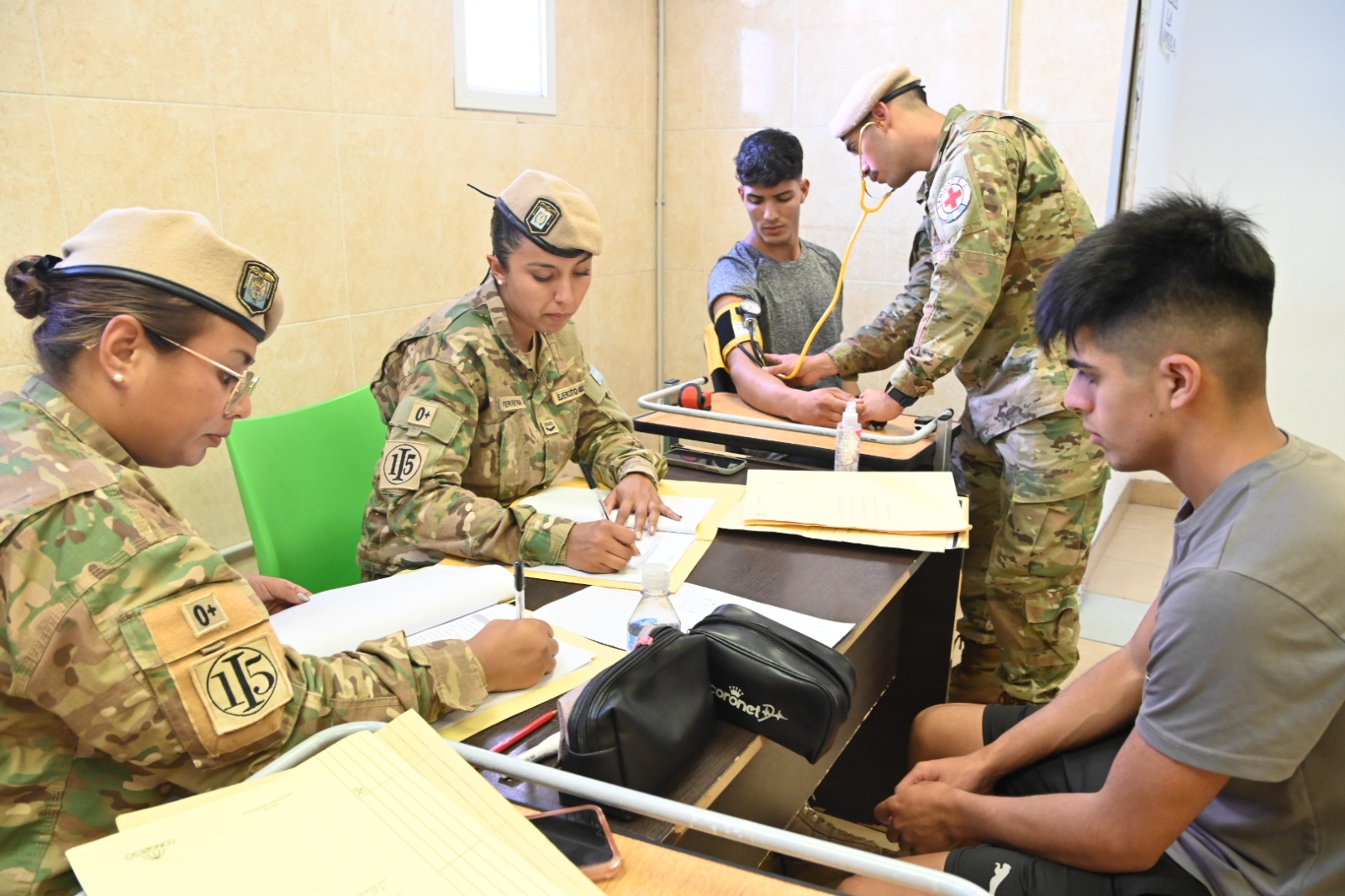 Se realizaron los exámenes médicos a aspirantes al Ejército