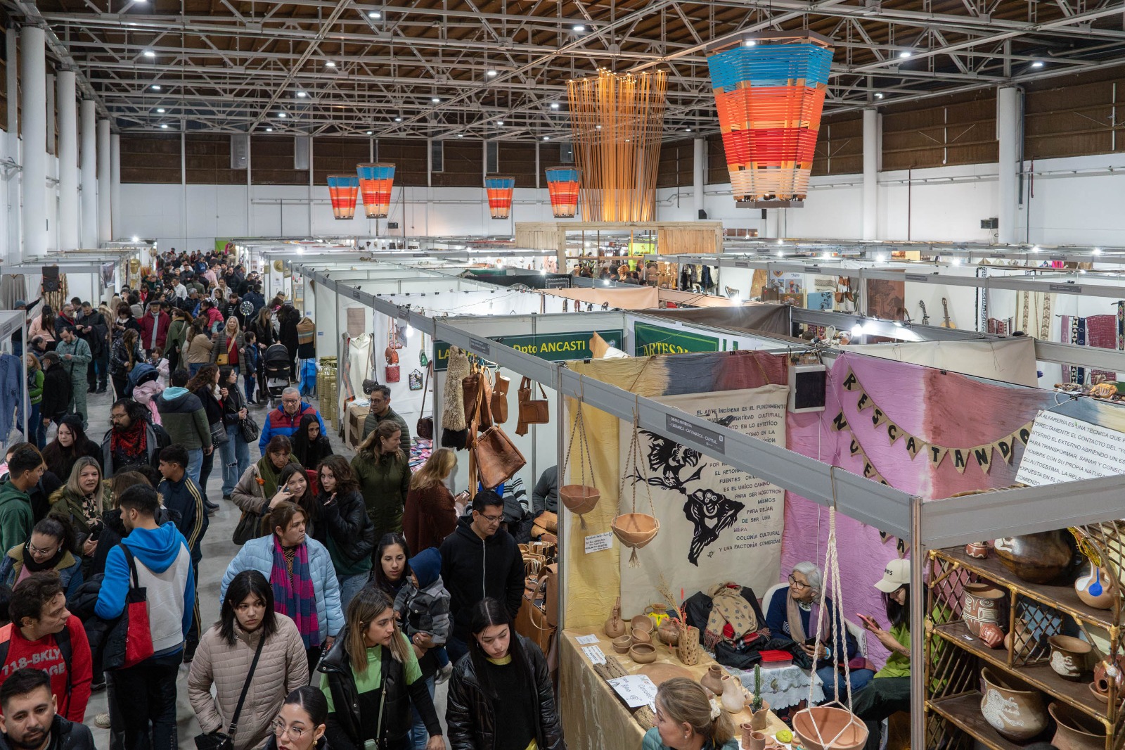 Más de 1,2 millones de personas visitaron la Fiesta del Poncho 2024