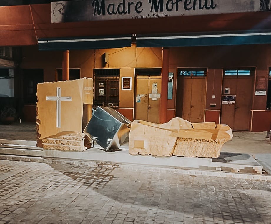 Finalizan los trabajos en la plaza del Agua Bendita 